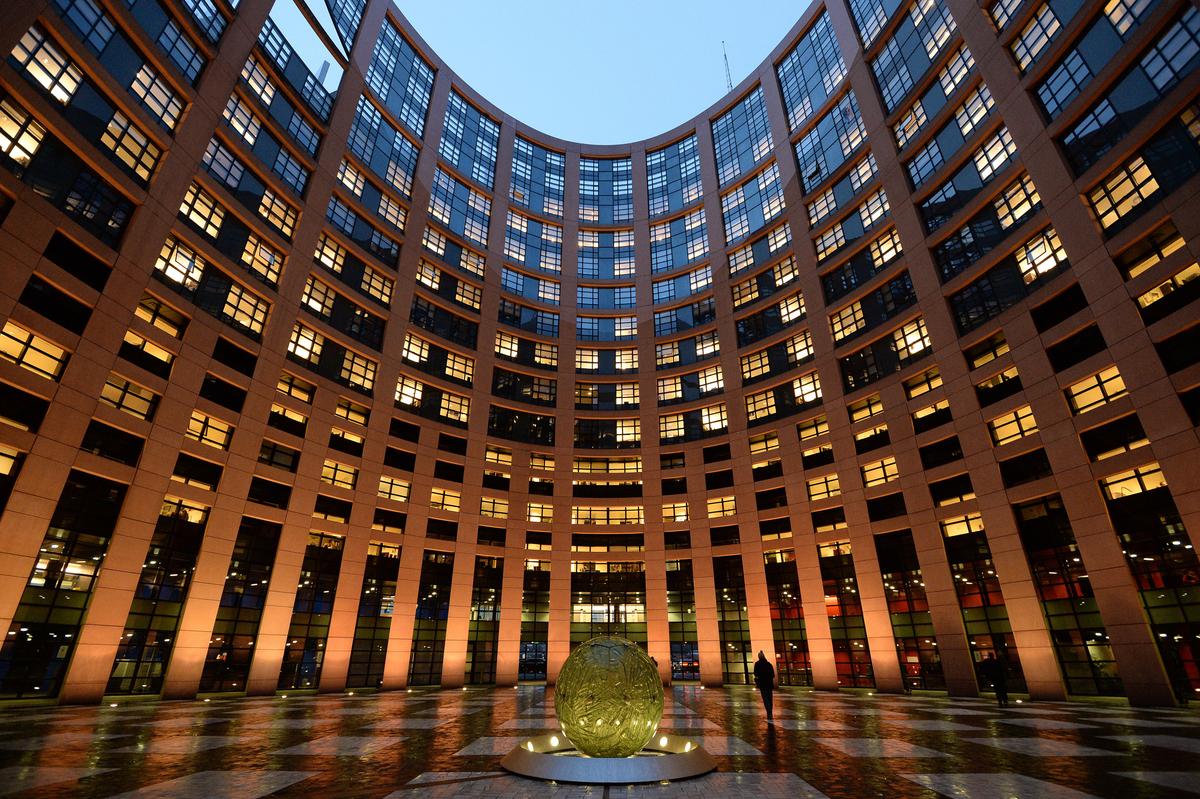 Heading for a Fall? With Summer Over, Europe Must Face Up to Its Mounting Crises