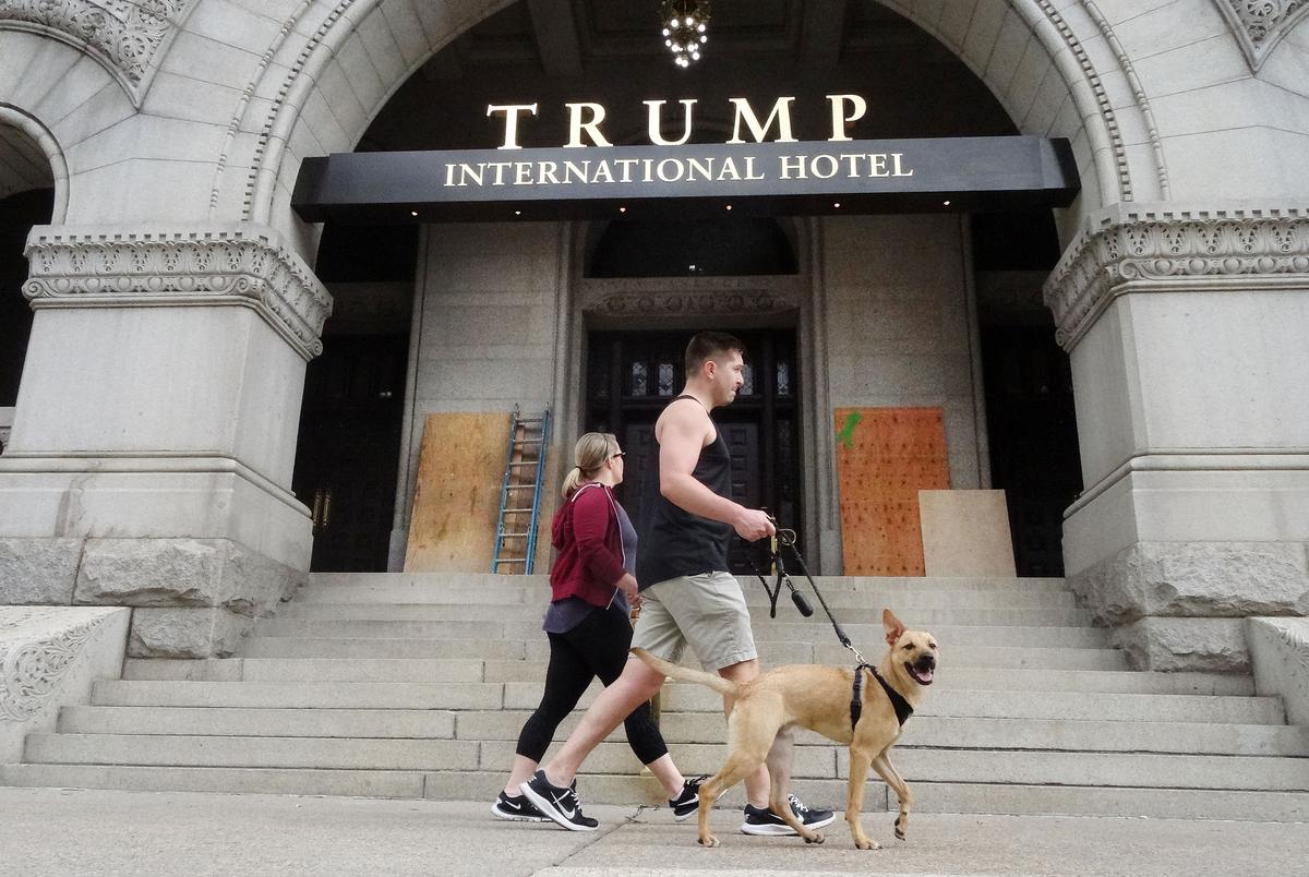 Trump Hotel Reaches Union Contract With Workers in Las Vegas