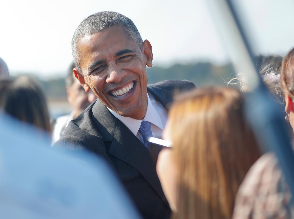 Photos of President Obama Working Out in Hawaii Leak Online