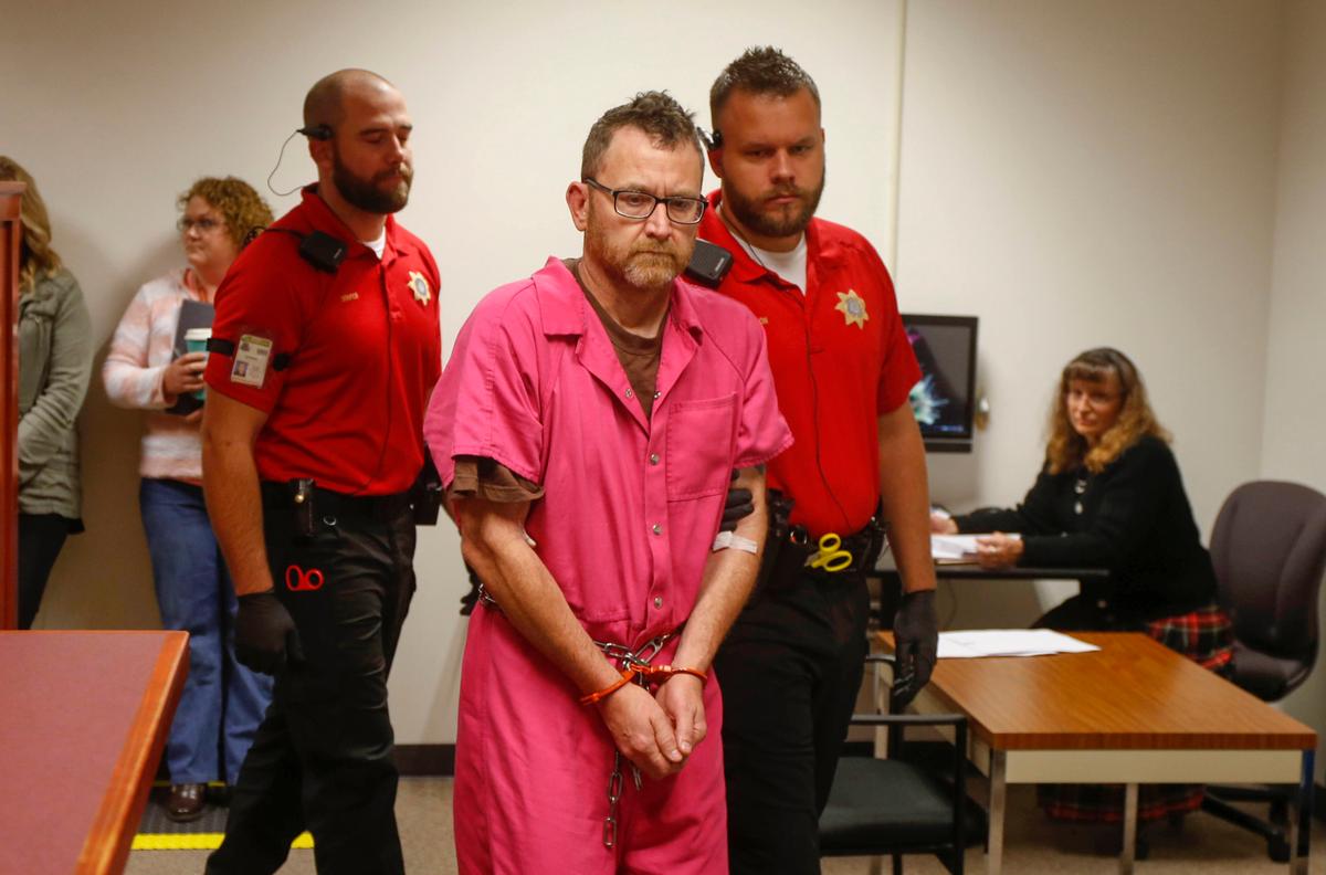 Man Accused of Killing 2 Officers Had Called Police ‘Heroes’