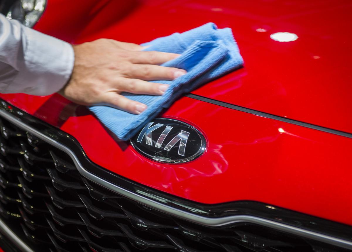 Kia Tells Sportage Owners to Park Outside Due to Fire Risk