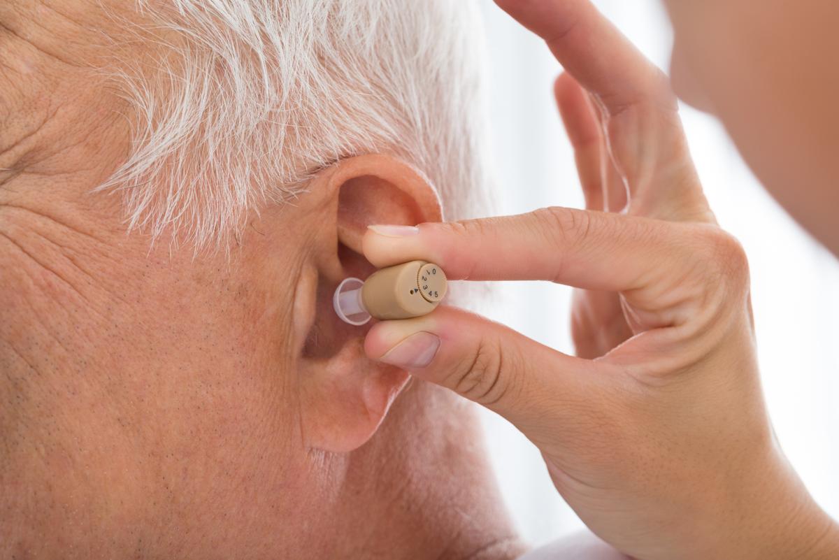 Hearing Aids Boost Seniors’ Minds