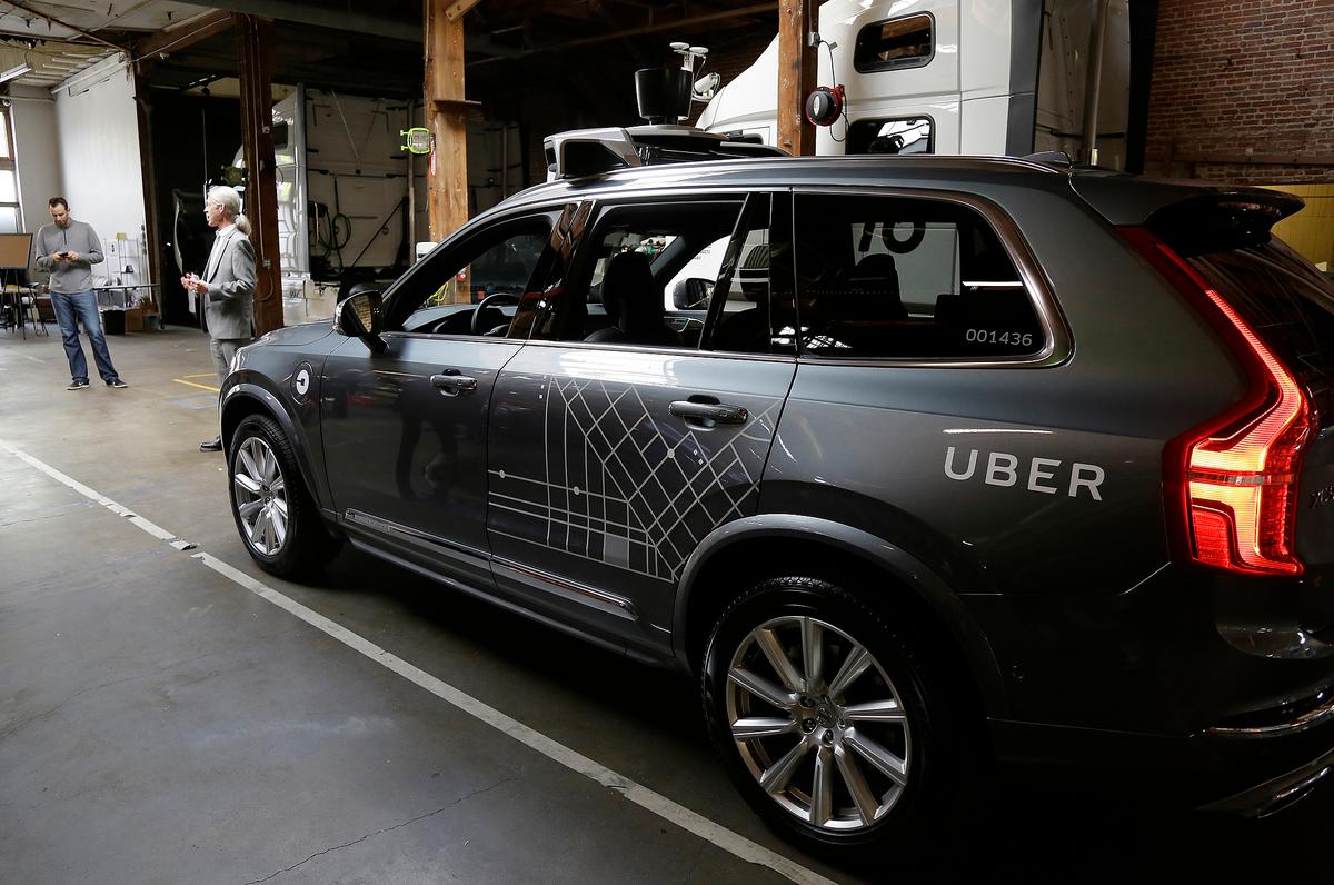 Arizona Governor Welcomes Uber Fleet of Self-Driving Cars