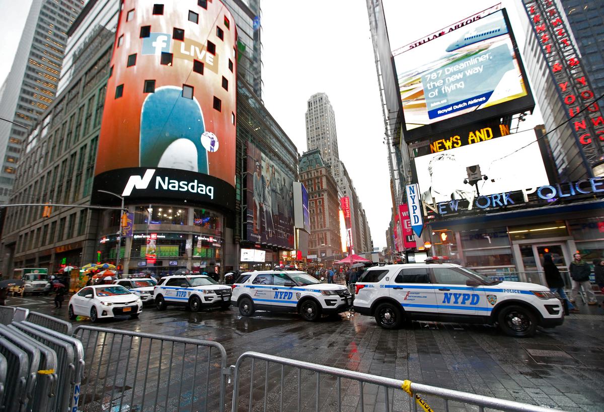 Garbage Trucks to Block Possible Times Square Truck Attacks