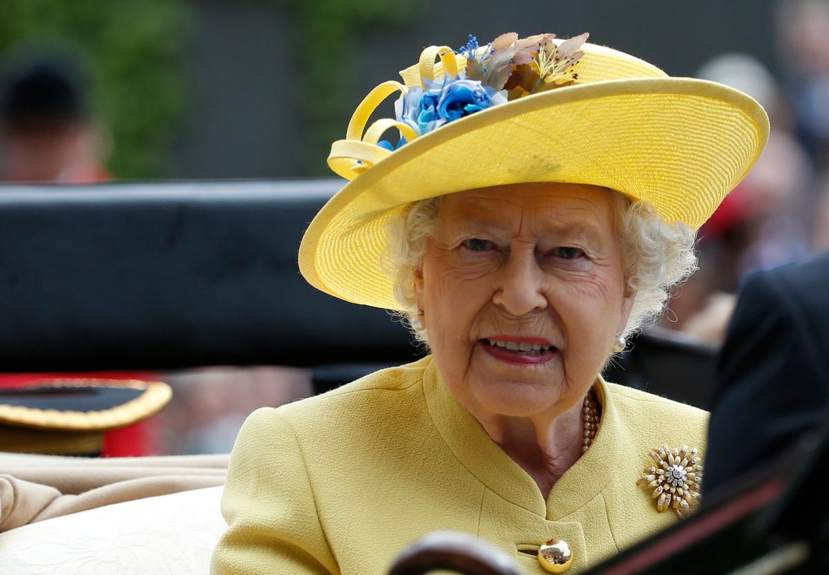 Queen Elizabeth II Misses Church Due to ‘Heavy Cold’