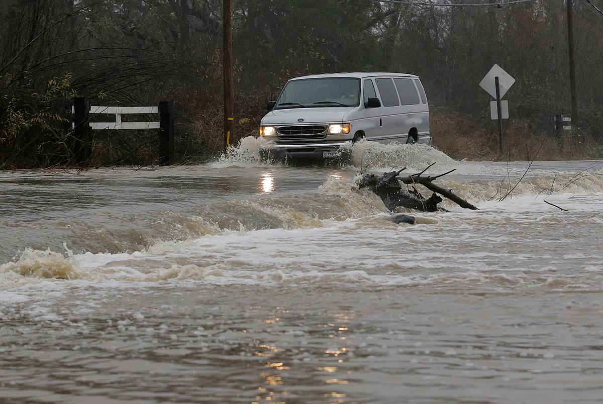 Rivers Rise as Massive Storm Moves Into Northern California