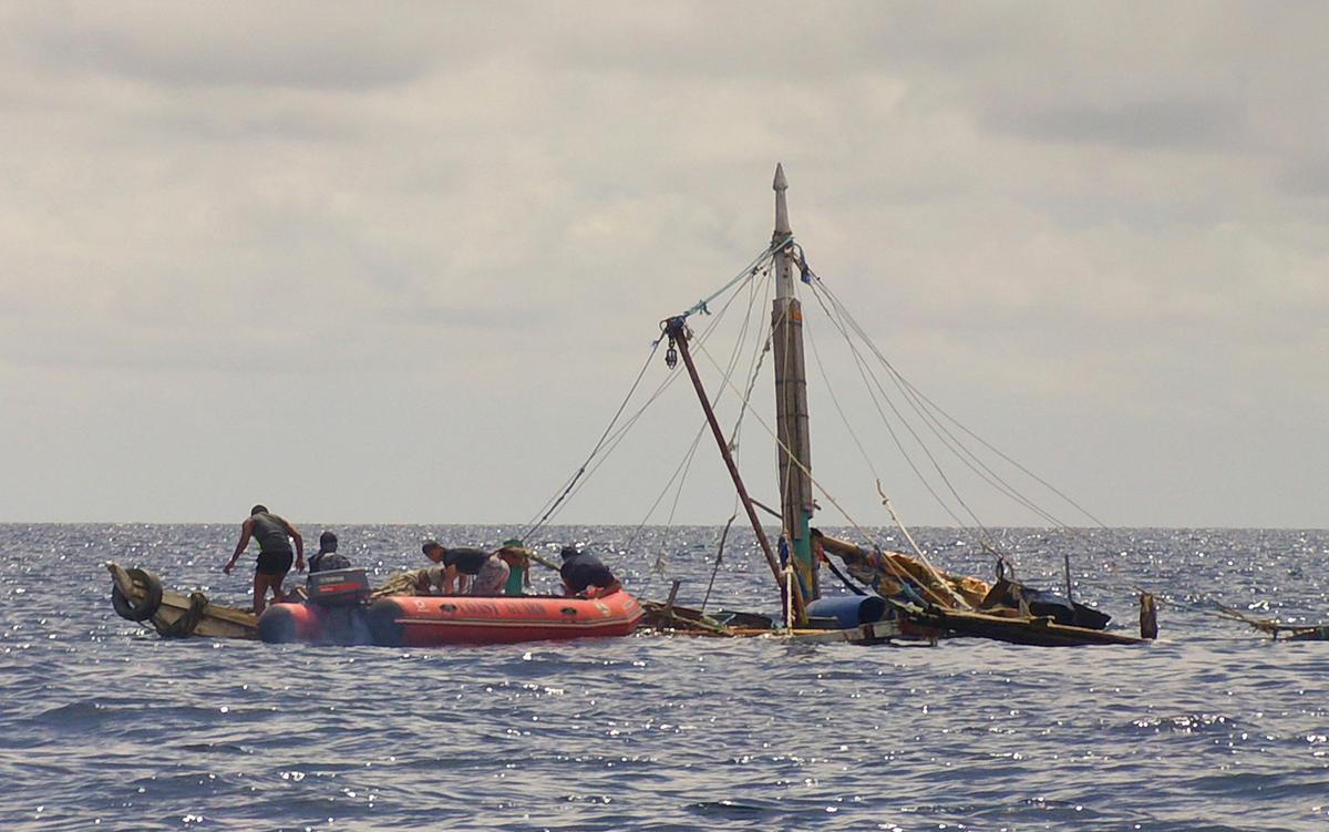 8 Fishermen Killed in Suspected Pirate Attack in Philippines