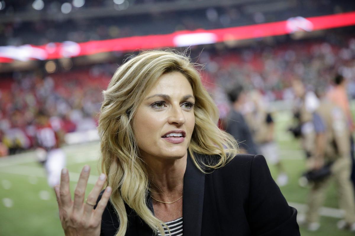 Erin Andrews reveals she had surgery for cervical cancer