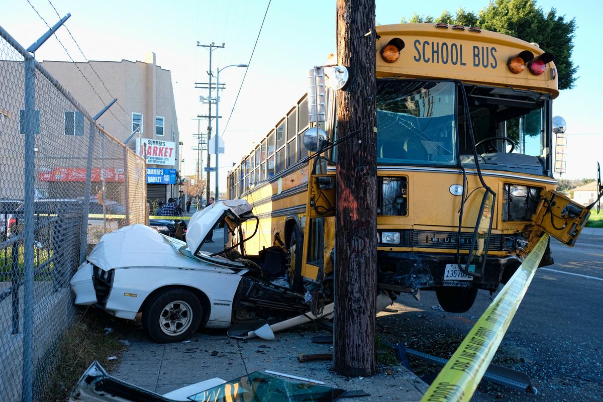 Students, Bus Driver Escape Injury in Multi-Vehicle Crash