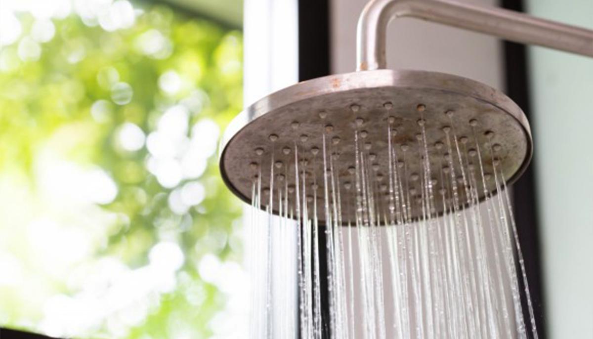 The Surprising Health Benefits of Hot and Cold Showers