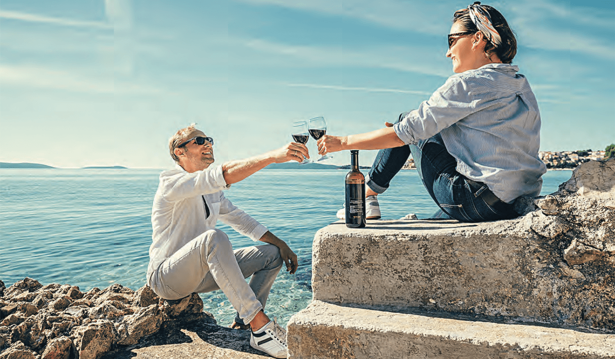 Don’t Fall Victim to Financial Burden While Traveling Overseas