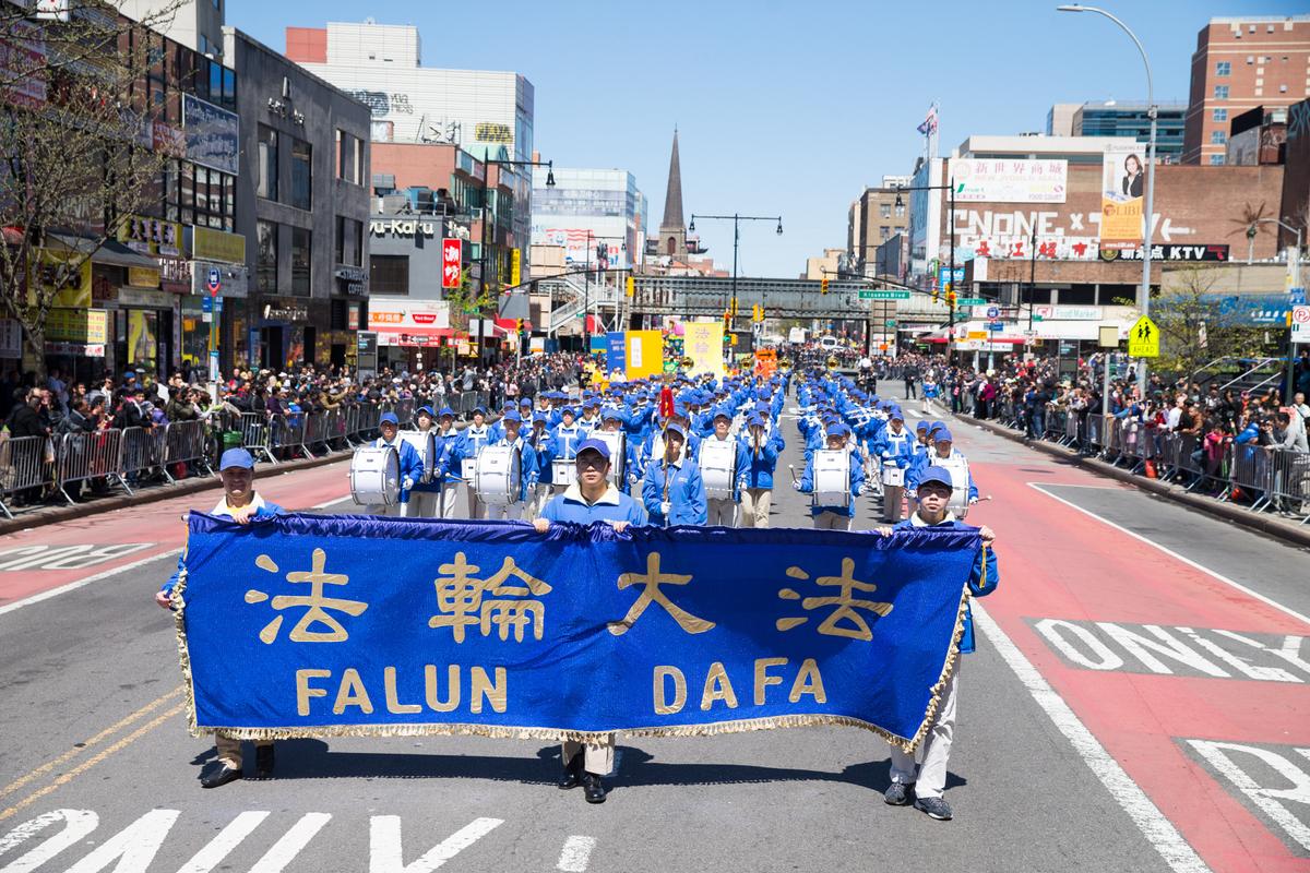 Falun Gong Marks 18th Anniversary of Fateful Appeal in China