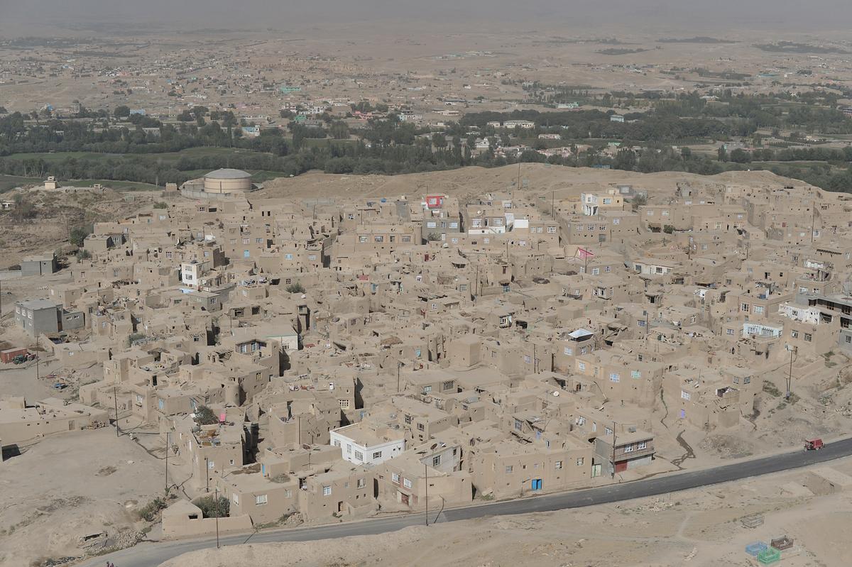 Afghan Taliban Launch Three-Pronged Assault on Ghazni City