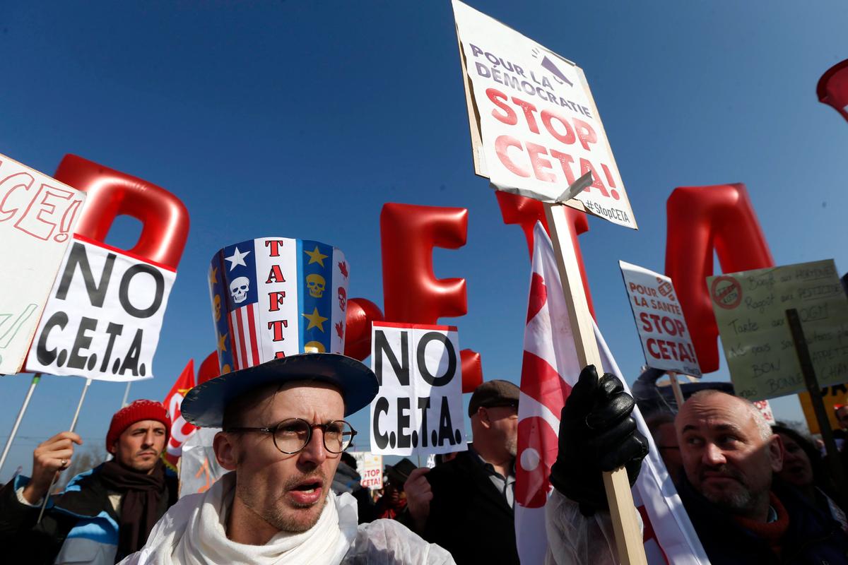 Geopolitical Risks Threaten Exuberant Stock Market