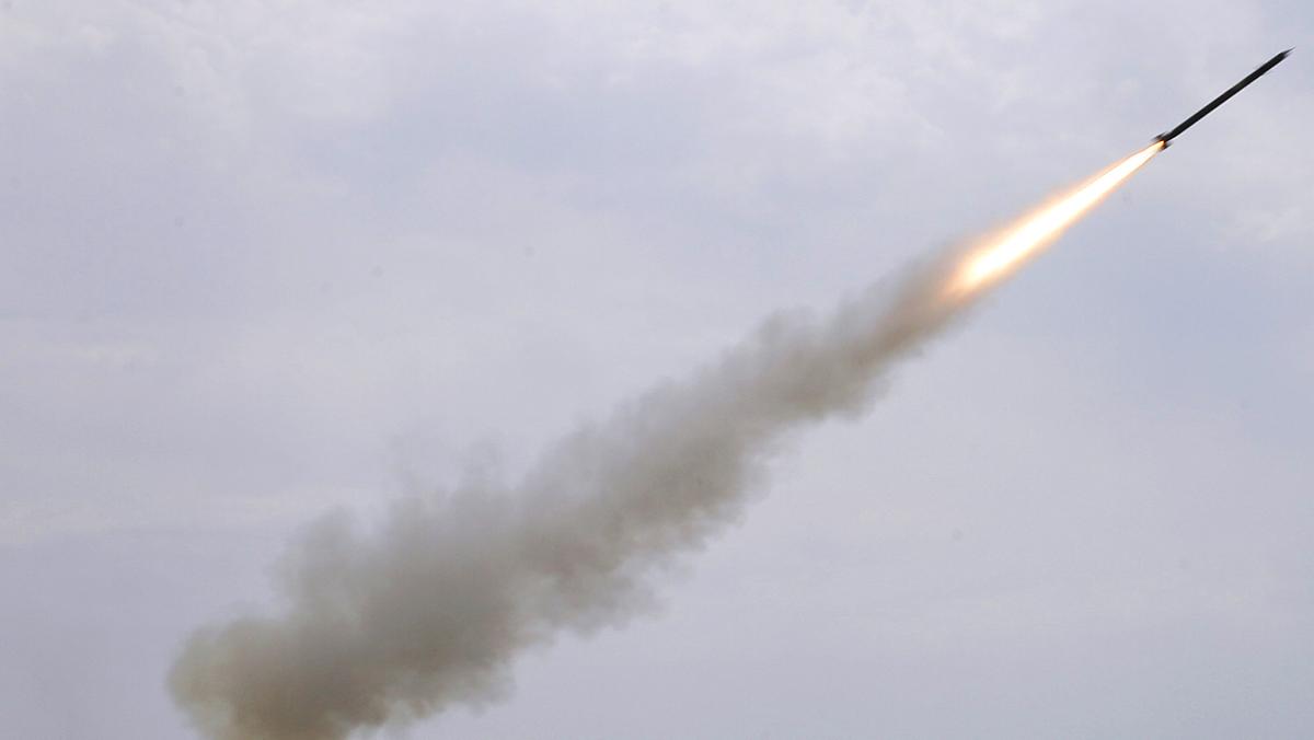 Russian Submarines Fire Missiles at Militant Targets in Syria During Saudi King’s First State Visit