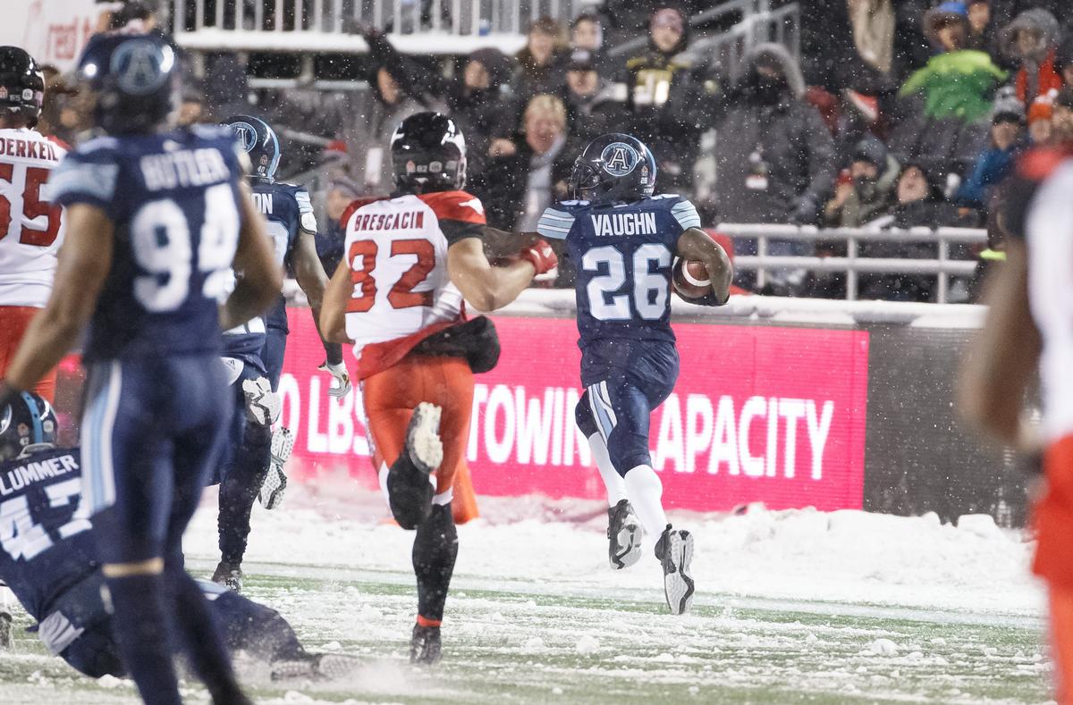 Clutch Argos Extend Stamps Grey Cup Woes