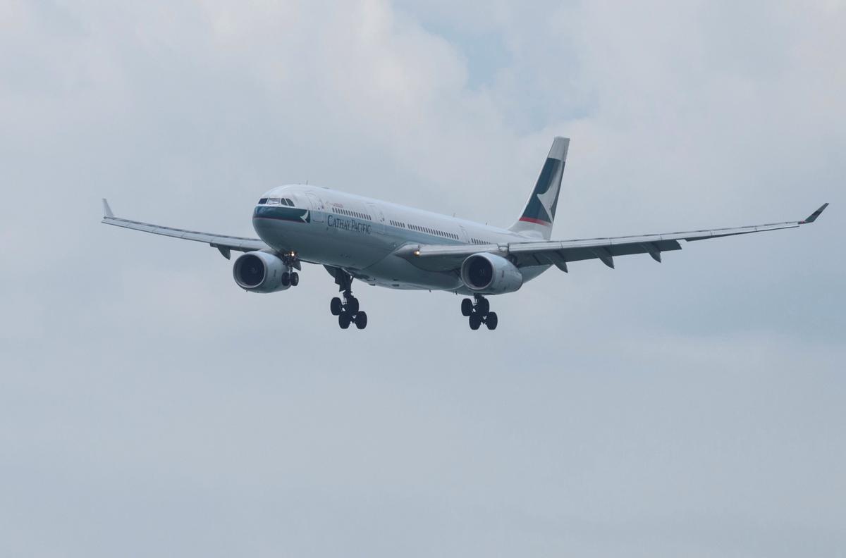 Flight Crew Saw North Korean Missile Break Apart, says Airline Executive