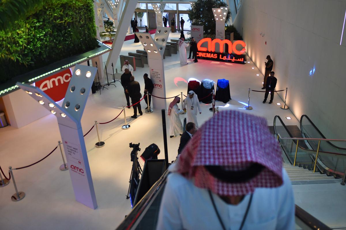 Internal ISIS Communications Reveal Plan to Threaten to Bomb Saudi Cinema