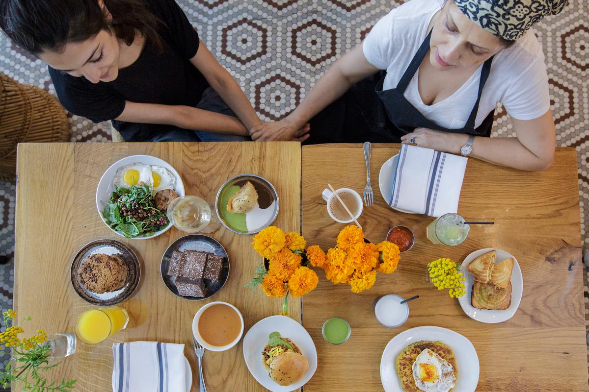 Mama Knows Best: Chefs Share Their Mothers’ Wisdom, in the Kitchen and Beyond