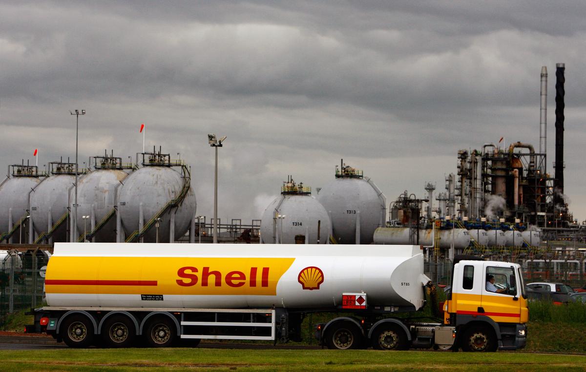 Shell, Eni Facing Massive Corporate Corruption Case Over $1.3 Billion Nigerian Oil Field