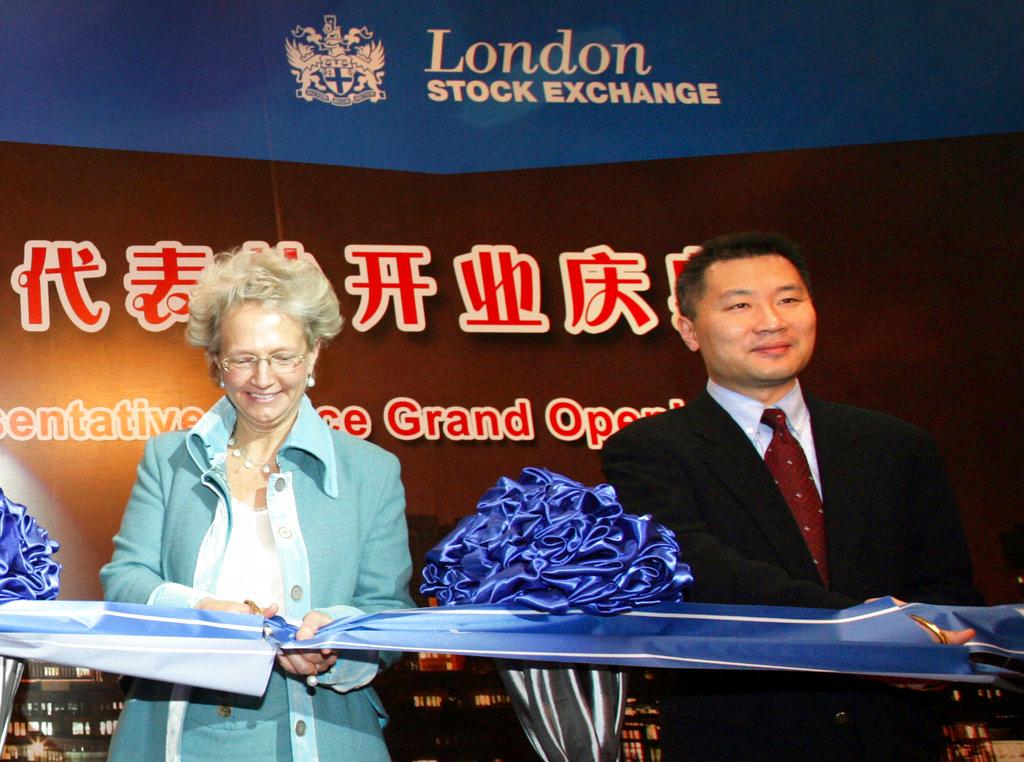 Former Chinese Stock Market Regulator Jailed for Corruption