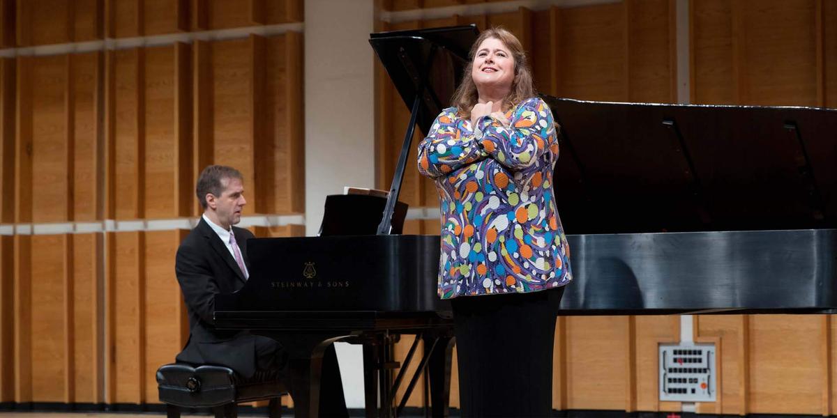 Classical Music Stars Bring High Art Without the Jargon