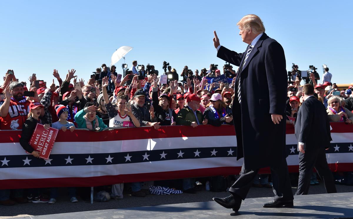 Trump Says Team Working on Tax Cut for Middle-Income Earners