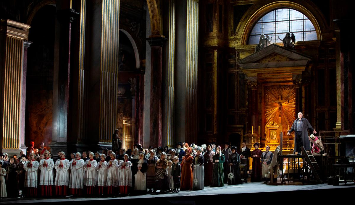 Soprano Sondra Radvanovsky Brings Down the House as Tosca