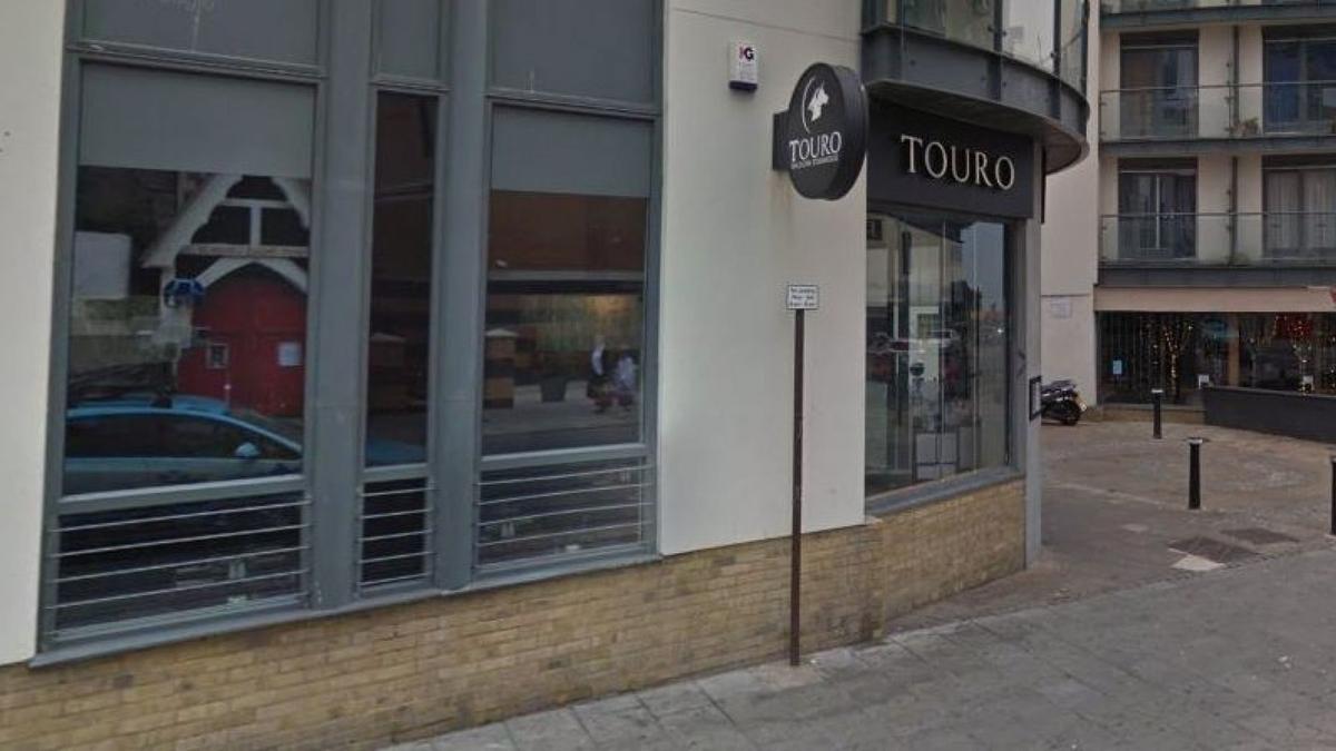 Vegan Activists Storm Steakhouse, Then Play Audio of Cows Being Slaughtered as People Eat