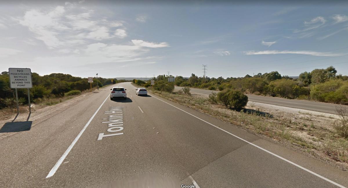 Mother Drives Down Highway at 50 mph Unaware of 4-Year-Old on Roof