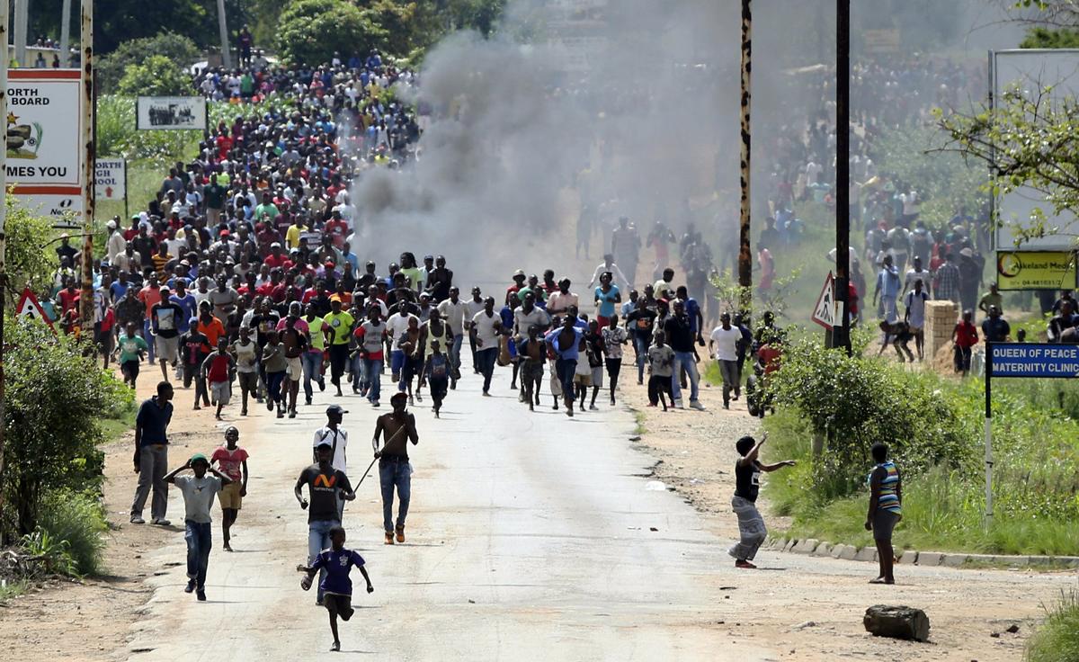 Zimbabwe Army Deploys to Disperse Fuel Protests, 13 Injured