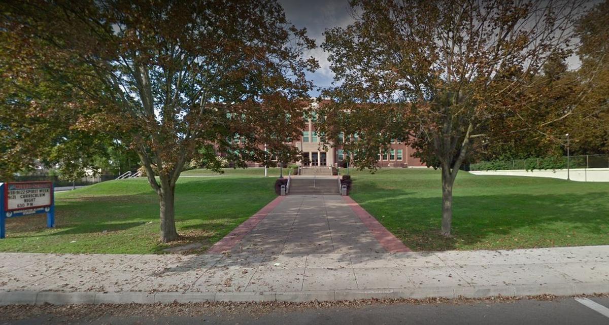 Alleged School Strip-Searches of Four Teen School Prompt Police Investigation: Reports