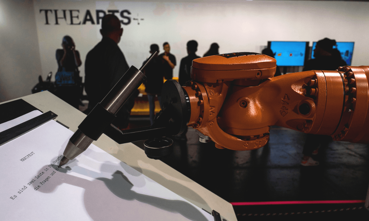 Student Uses Robotic Device to do Homework, Mother Opposes