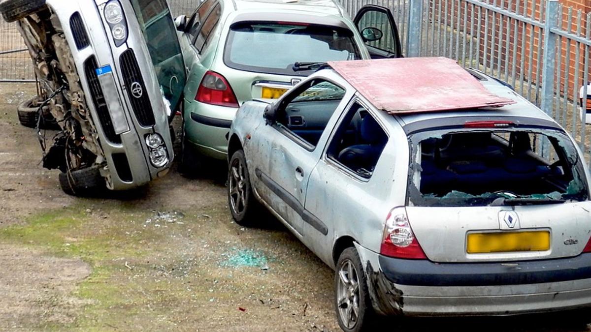 12 Hurt, 50 Cars Involved in Pileups on California Highway