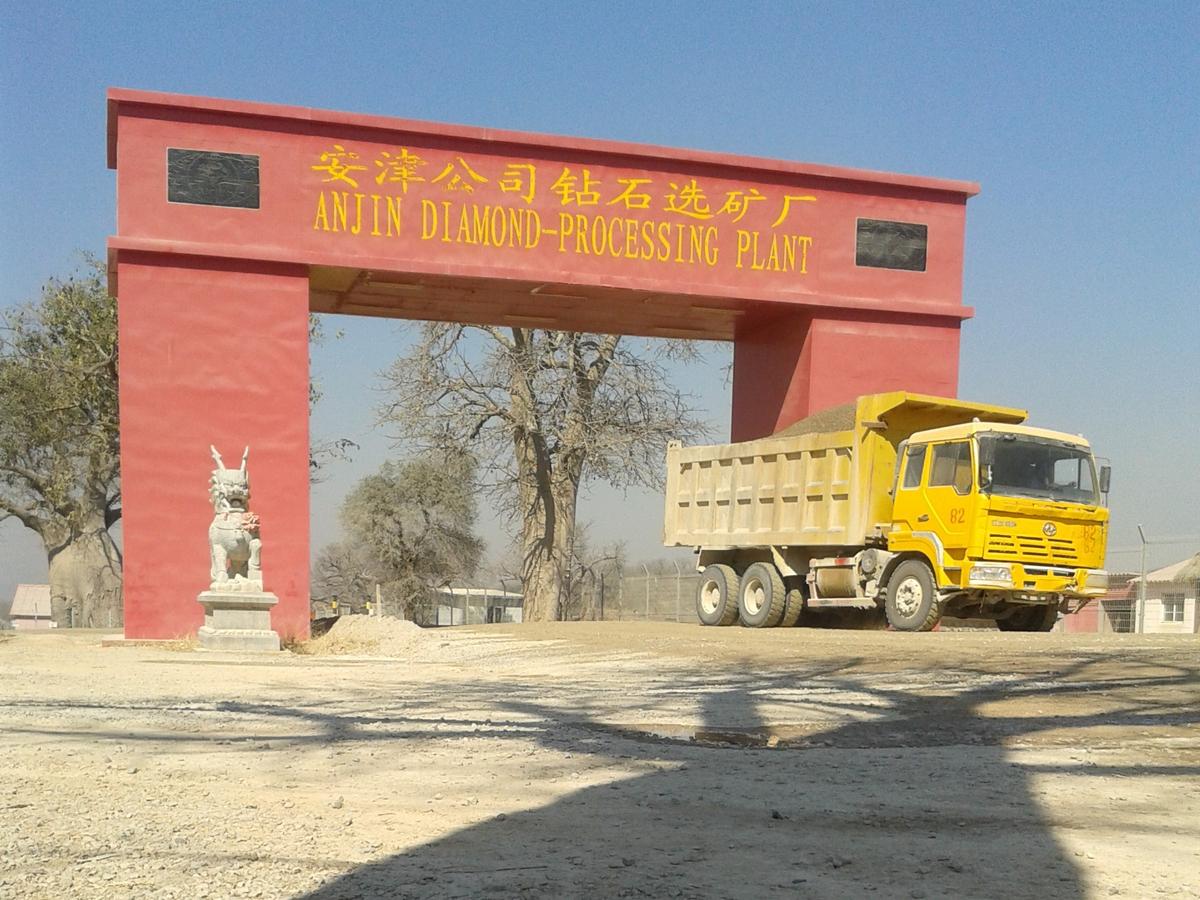 Chinese Company to Return to Zimbabwe’s Controversial Marange Diamond Fields