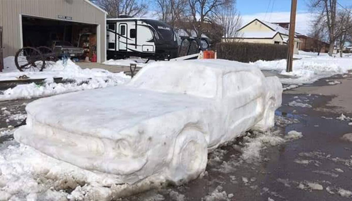 State Patrol Spots a Mustang Made Out of Snow So Realistic, It Gets a Parking Ticket