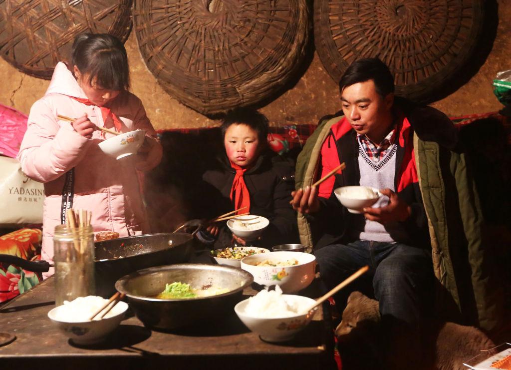 Experts and Citizens Skeptical About Chinese Regime’s Poverty Eradication Claim