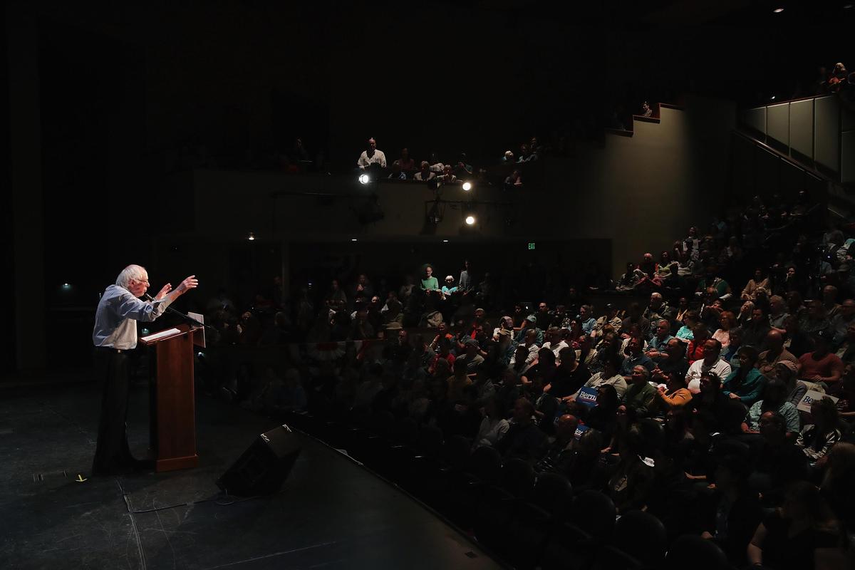 Bernie Sanders Says Felons Should Be Allowed to Vote From Behind Bars