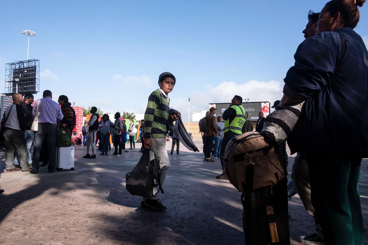 District Court Judge Bars Having Asylum-Seekers Wait in Mexico