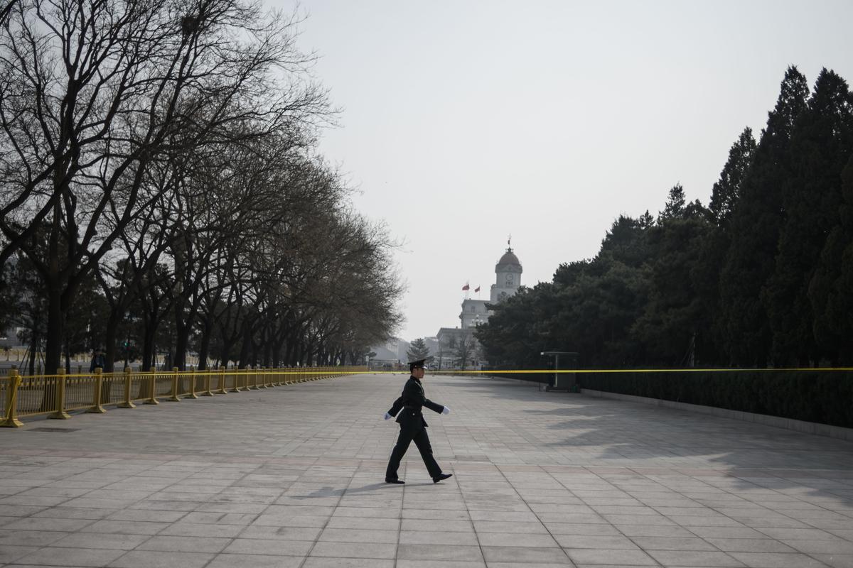 Western Communists Celebrate Revolution in China