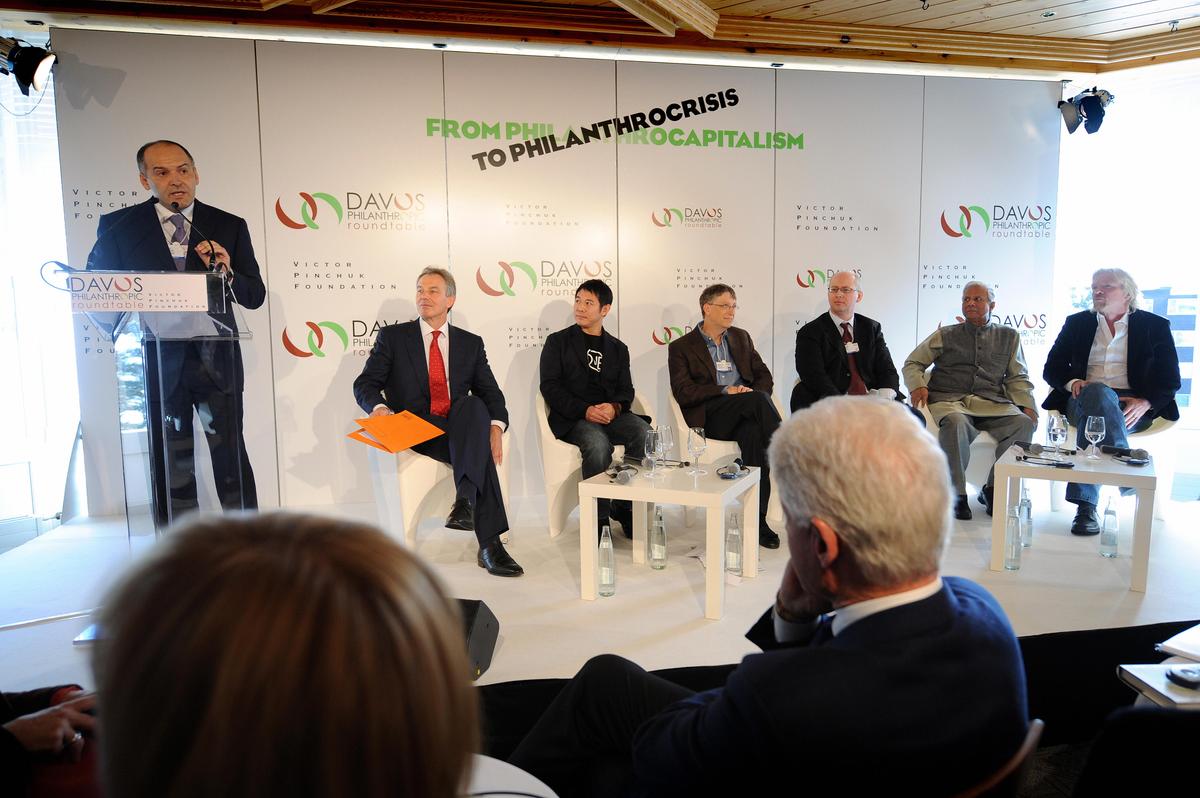 Clinton Foundation Donor Funded Ukraine Report at Core of Charges Against Former Obama Counsel