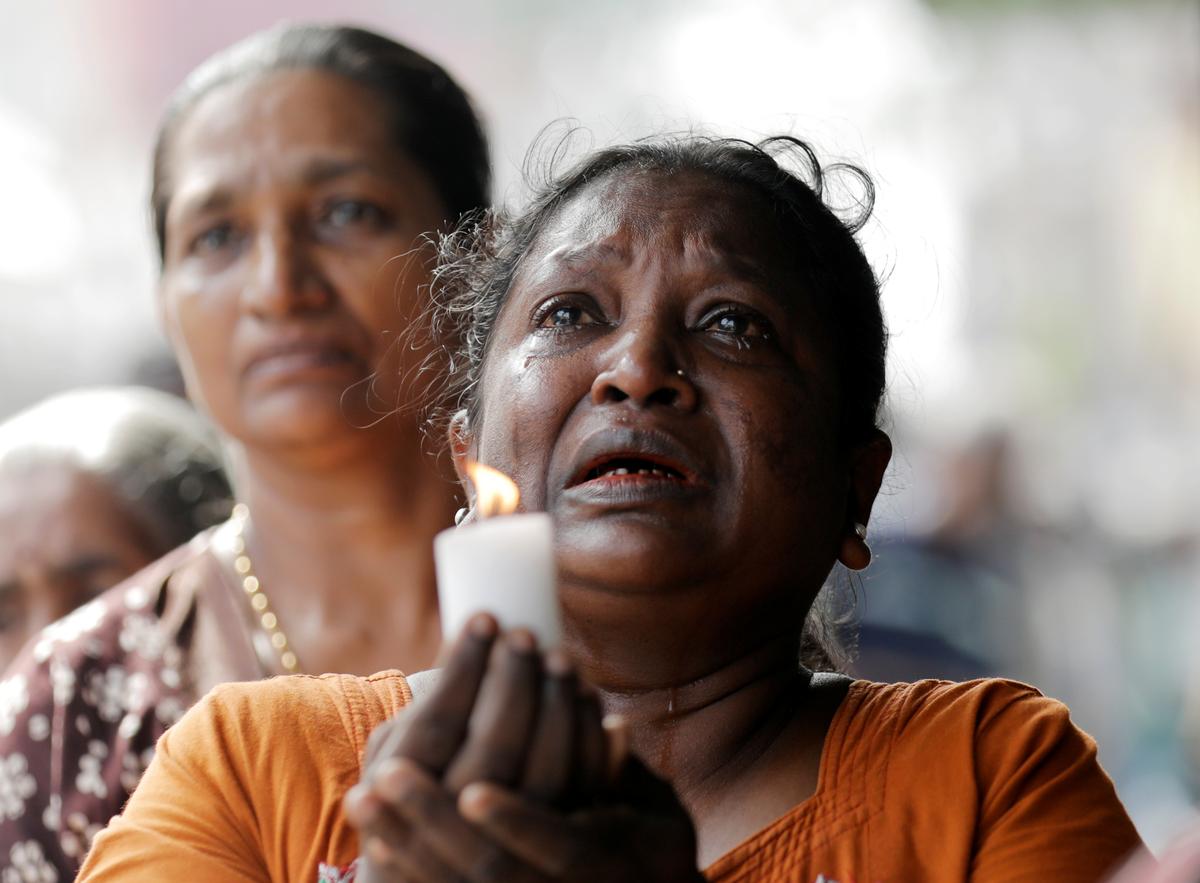 Sri Lanka Detains Syrian in Investigation of Blasts, Toll Rises to 321