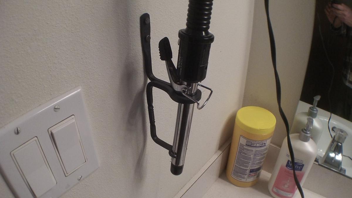 Texas Mother Looks for ‘Beauty Within’ After Freak Curling Tongs Accident