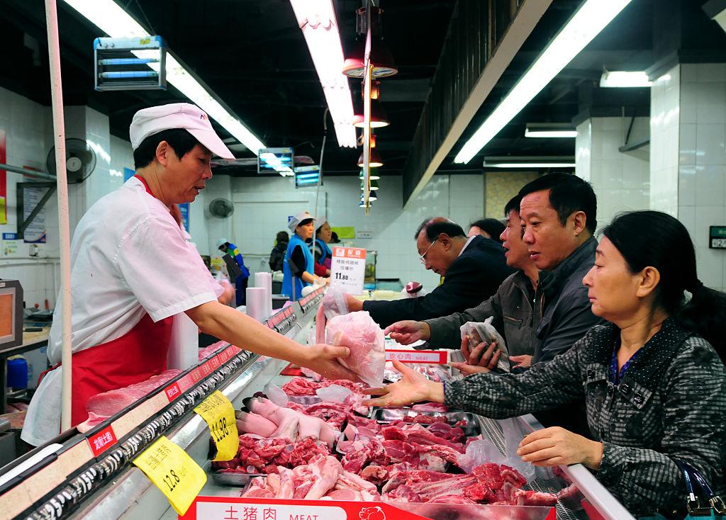 African Swine Fever Getting Out of Control in South China, Pig Dealers Profit by Selling Infected Pork