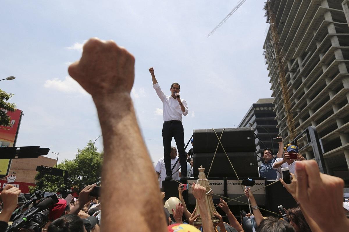 Venezuelans Take to Streets as Uprising Attempt Sputters