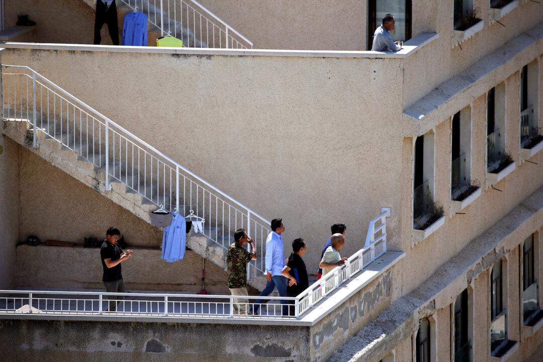 Israel Gives Chinese Migrant Workers the Pay—and Dignity—They Don’t Get at Home