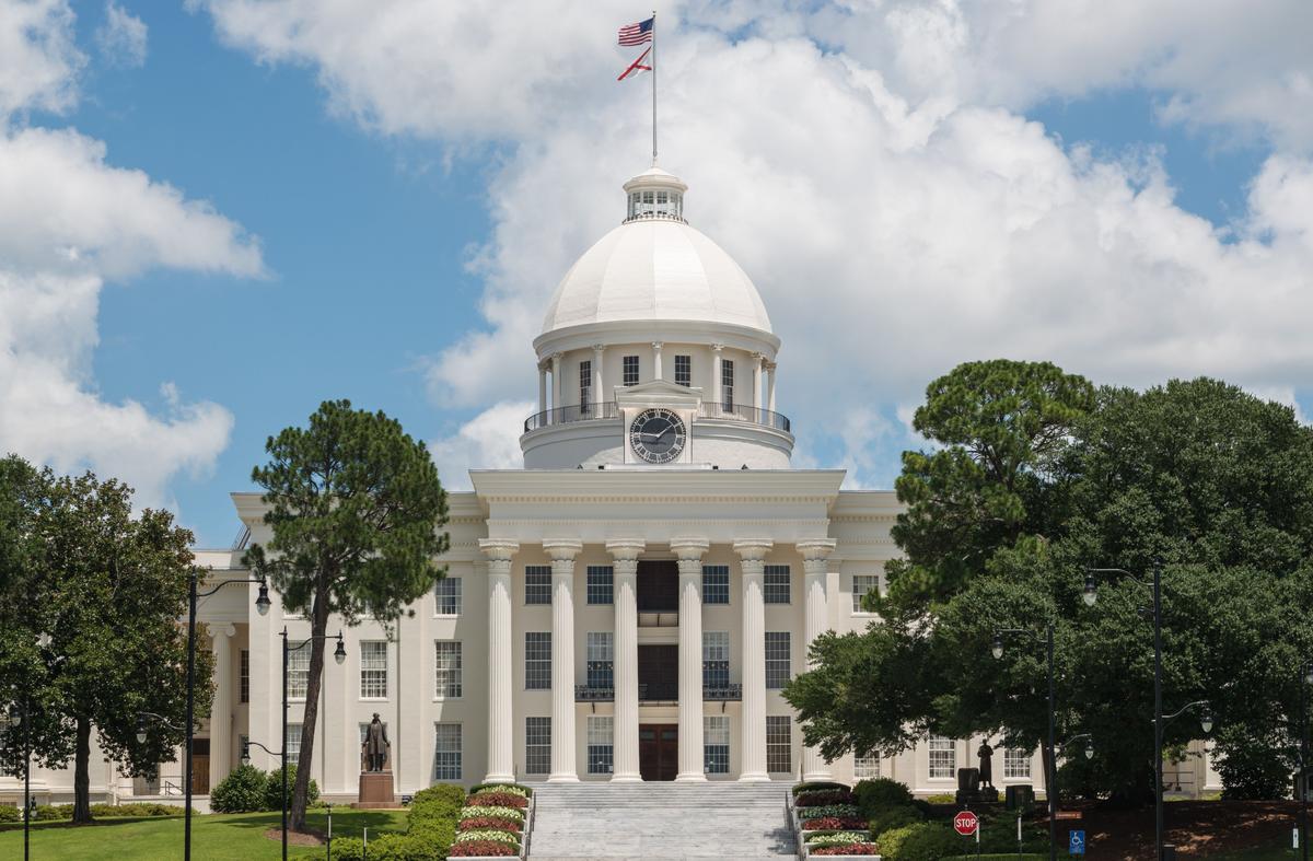 Ban on Panhandling, Loitering on Alabama Roads Officially Signed into Law