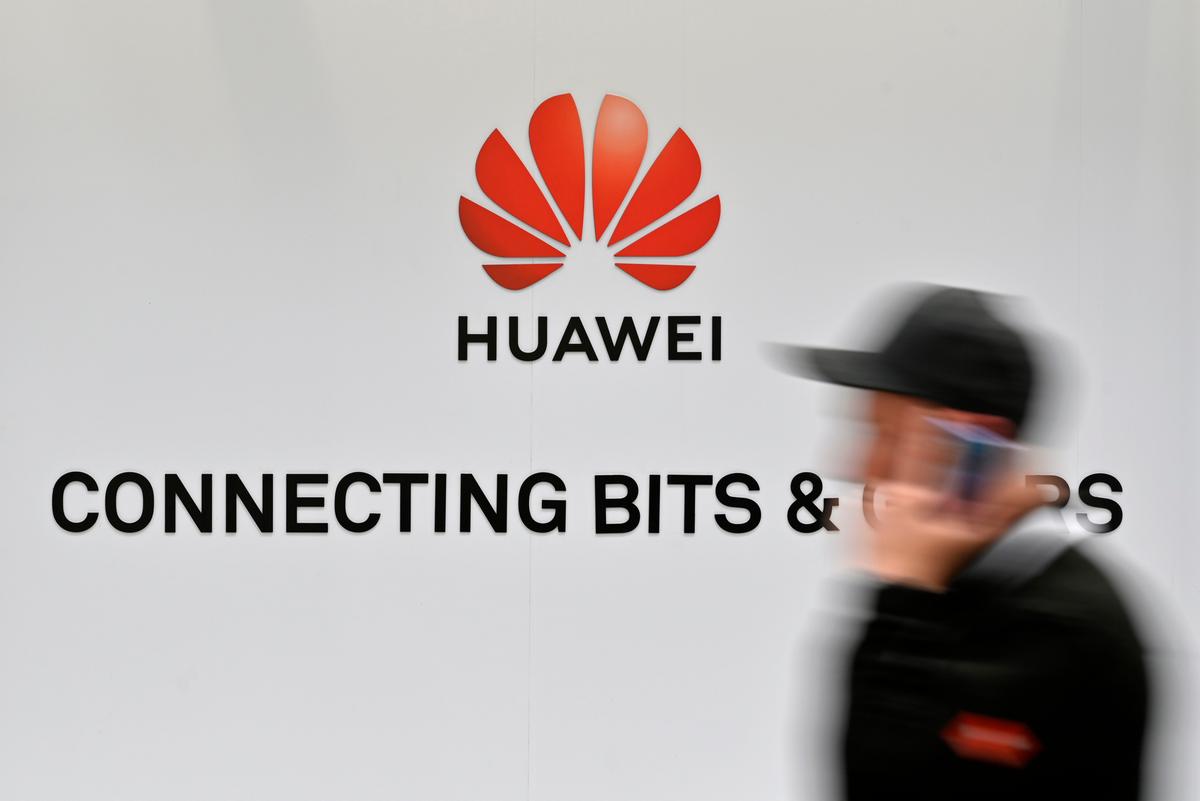 Huawei’s Use of Political Insiders for Lobbying Could Be a Concern, Experts Warn