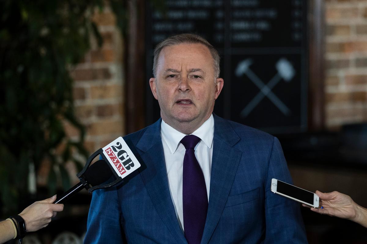 Opposition Leader Anthony Albanese Taken to Hospital After Car Crash