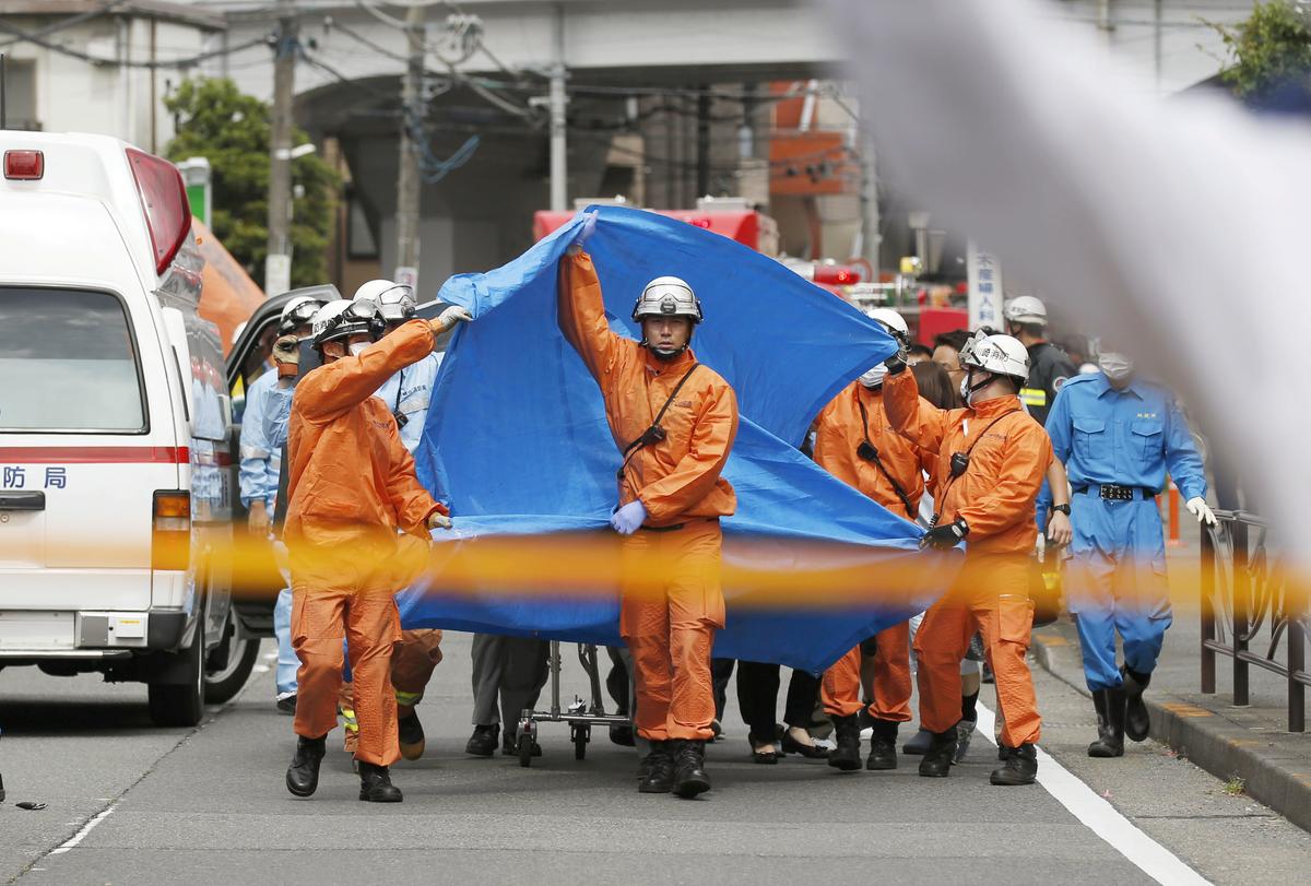 Mass Stabbing in Kawasaki City Near Tokyo Leaves 2 Dead, 17 Hurt, Including Children